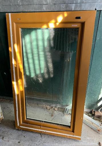 Internorm kunststof gebruikte kozijnen met dubbel glas beschikbaar voor biedingen