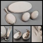 Zilver,  Nederlands zilveren sieradenset,  vierdelig., Ophalen of Verzenden, Zilver, Overige typen
