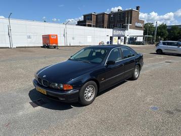 BMW 5-serie 523i beschikbaar voor biedingen