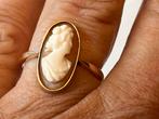 Antieke gouden ring Camee, Verzenden, Zo goed als nieuw, 17 tot 18, Dame