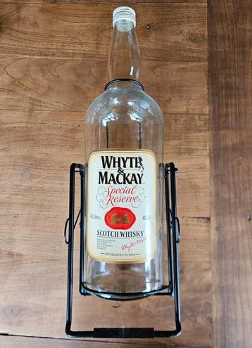 (Lege Whyte&Mackay 4,5 liter fles in schommel  beschikbaar voor biedingen