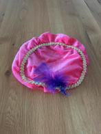 Pietenmuts roze met veer, Diversen, Ophalen of Verzenden, Zo goed als nieuw