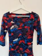 Isabel Pedro beeldige jurk rood blauw 36 CHCS, Blauw, Isabel de Pedro, Ophalen of Verzenden, Zo goed als nieuw