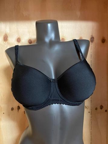 Louisa bracq t shirt bh 75c - 80c -70d - 75d - 80d - 70e beschikbaar voor biedingen
