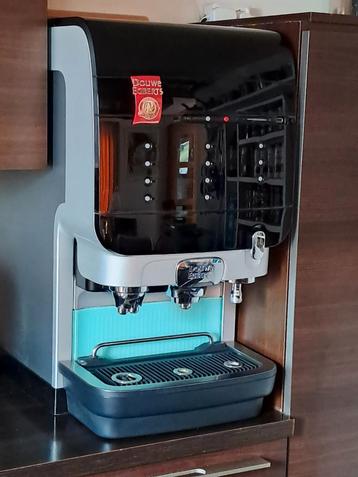 Douwe Egberts Cafitesse Excellence - Prof. Koffiemachine. beschikbaar voor biedingen