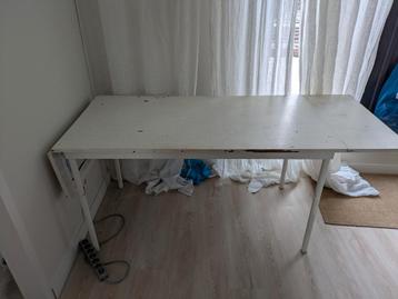 Witte tafel uitschuifbaar  beschikbaar voor biedingen