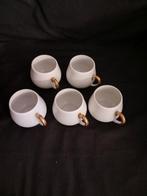 Vijf kleine soepkopjes, Huis en Inrichting, Keuken | Servies, Gebruikt, Ophalen of Verzenden, Overige stijlen, Kop(pen) en/of Schotel(s)