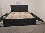 Ikea bed 180x200 met 4 lades. Leveren mogelijk, Ikea, Zwart, Tweepersoons, Ophalen of Verzenden