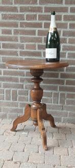 Fraai wijntafeltje (bijzettafel), Antiek en Kunst, Antiek | Meubels | Tafels, Ophalen
