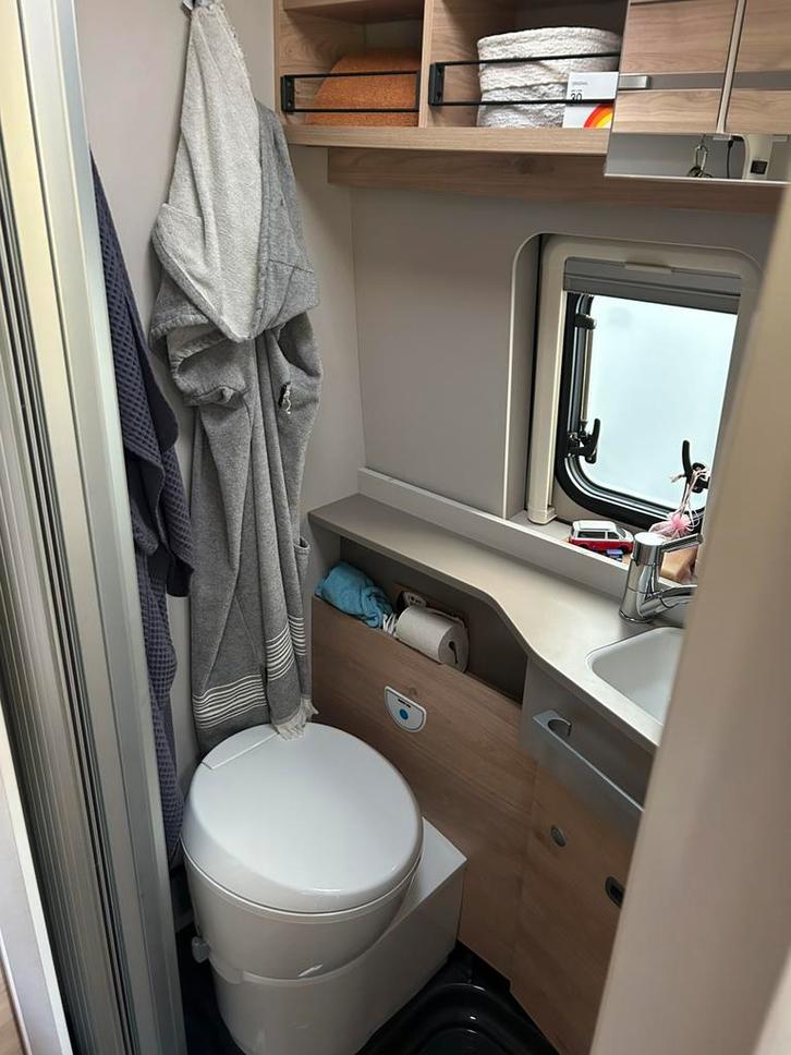 Camper toilet met casette, Caravans en Kamperen, Camper-accessoires, Zo goed als nieuw, Ophalen