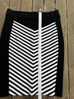 Zgan Supertrash rok zwart-wit mt.M, Kleding | Dames, Rokken, Maat 38/40 (M), Supertrash, Zwart, Ophalen of Verzenden