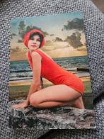 Pin up dame rood badpak vintage, Ophalen of Verzenden, Voor 1920, Overige thema's