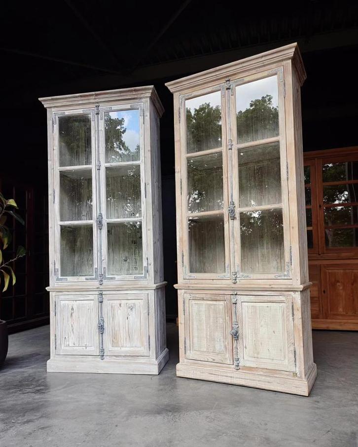 Franse vitrinekast whitewash | sleetse Buffetkast #2171, Huis en Inrichting, Kasten | Buffetkasten, Zo goed als nieuw, 200 cm of meer