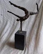 Bronzen turnster, Ophalen of Verzenden