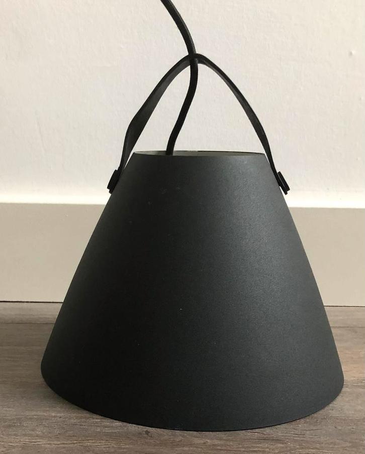 ZGAN 2 Gave, zwarte lampen van Loods 5 - Industrieel, Huis en Inrichting, Lampen | Hanglampen, Zo goed als nieuw, Ophalen of Verzenden