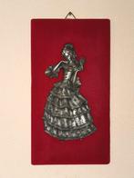 vintage tinnen relief uit Frankrijk mooie Frans dame van tin, Verzenden