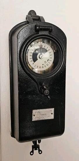 Siemens Schuckert schakelklok model PH beschikbaar voor biedingen