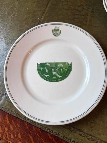 Bord texel hotel opduin 1-10-2000 beschikbaar voor biedingen