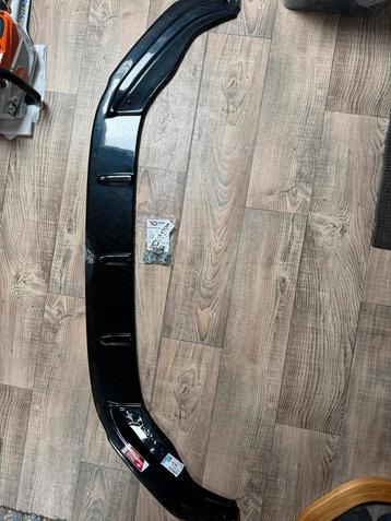 Maxton voorlip golf 7 gti nieuw beschikbaar voor biedingen