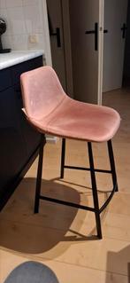 Twee roze velvet dutch bone krukken, Ophalen of Verzenden, Zo goed als nieuw, Hout