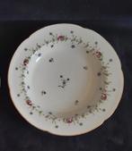 Twee borden van de pottenbakkerij Amstel, Ophalen