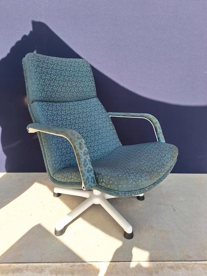 Artifort f154 Geoffrey d. Harcourt, vintage design fauteuil, Huis en Inrichting, Fauteuils, Gebruikt, 50 tot 75 cm, Ophalen