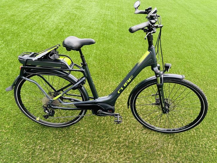 Cube kathamadu pro elektrisch damesfiets, Fietsen en Brommers, Elektrische fietsen, Gebruikt, Cube, 47 tot 51 cm, 50 km per accu of meer