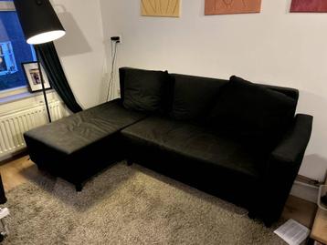 Zwarte IKEA slaapbank, gebruikt, met vlekken. beschikbaar voor biedingen