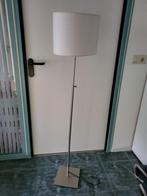 Mooie nette vloerlamp, wit, Ophalen, Zo goed als nieuw, 100 tot 150 cm