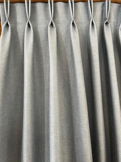 Nieuwe luxe grijs-blauwe gordijnen Nilsson, Huis en Inrichting, Stoffering | Gordijnen en Lamellen, Nieuw, 200 cm of meer, 200 cm of meer