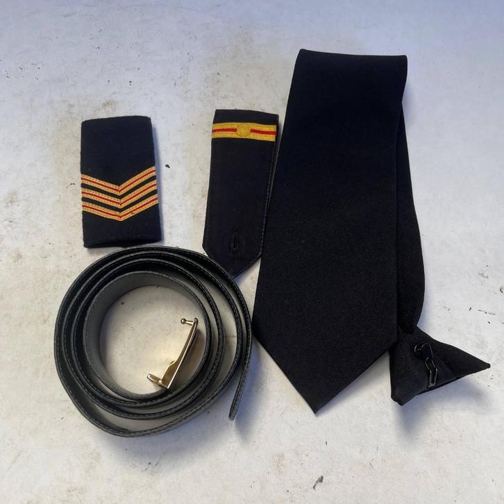 Brandweer Memorabilia o.a. Stropdas, Riem, Embleem, Verzamelen, Militaria | Algemeen, Overige soorten, Kleding of Schoenen, Nederland