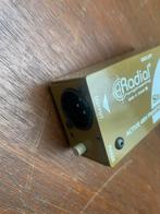 Radial Stagebug SB-4 actieve piezo DI box 48V, Muziek en Instrumenten, Effecten, Ophalen of Verzenden, Zo goed als nieuw