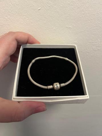 Pandora armband 18cm beschikbaar voor biedingen