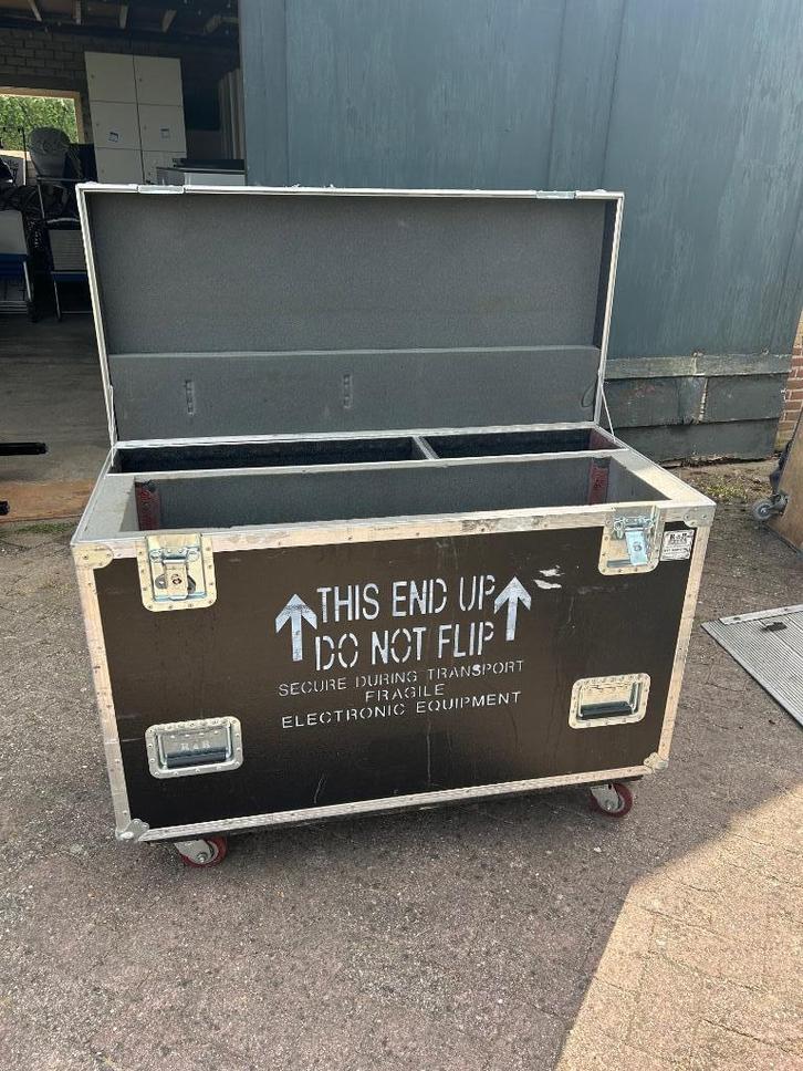 Flightcase gebruikt L120*B55*H95, Muziek en Instrumenten, Behuizingen en Koffers, Gebruikt, Overige instrumenten, Flightcase, Ophalen