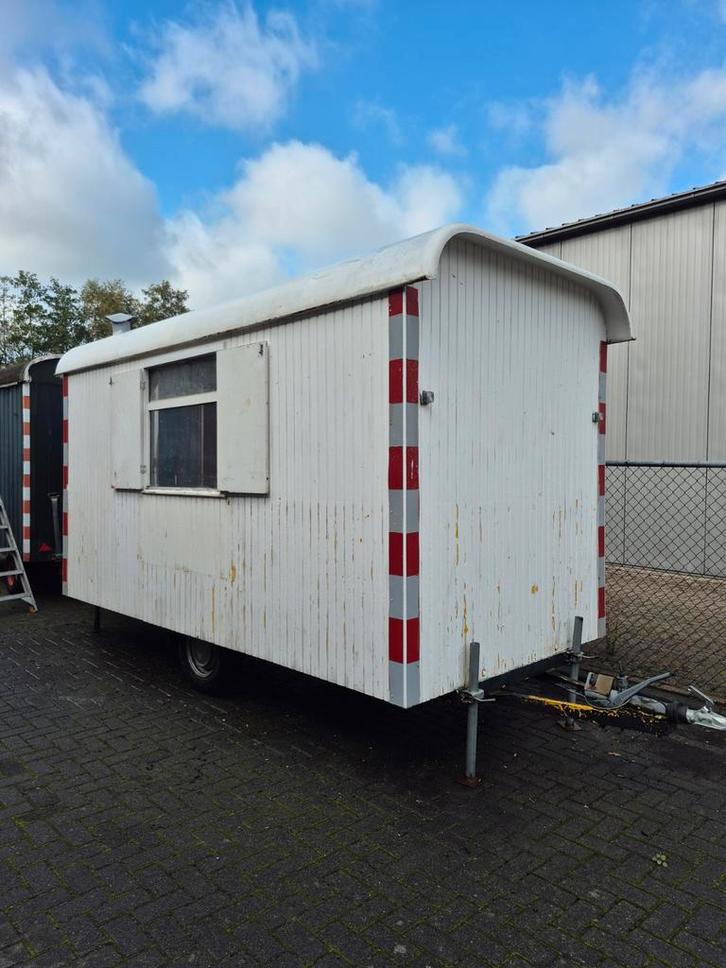 Prachtige snelverkeer schaftwagen/bouwkeet/schaftkeet, Doe-het-zelf en Verbouw, Bouwketen en Schaftketen, Gebruikt, Ophalen