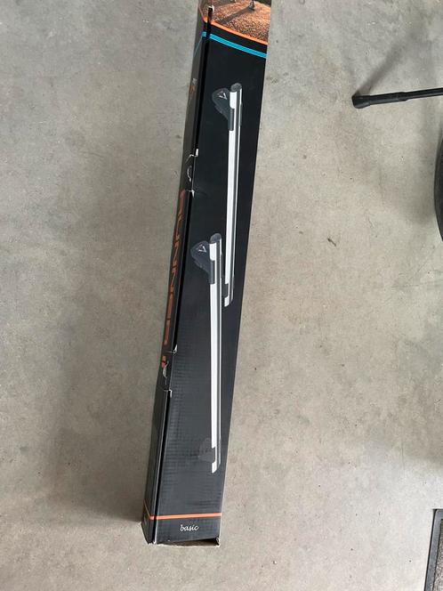 Dakdragers Aguri Runner ll - R2C/D - 135 breed, Auto diversen, Dakdragers, Zo goed als nieuw, Ophalen of Verzenden