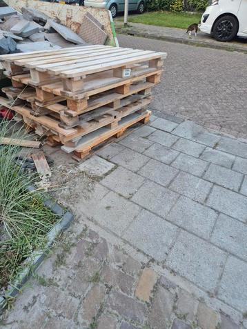 5 pallets gratis  beschikbaar voor biedingen