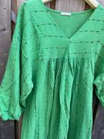 Groene jurk, Maat 42/44 (L), Ophalen of Verzenden, Gedragen, Onder de knie