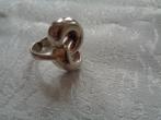 zilveren ring gemerkt met diversen tekens o,a zwaardtje, Sieraden, Tassen en Uiterlijk, Antieke sieraden, Ophalen of Verzenden