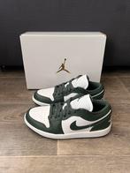 Nike air Jordan 1 low - donkergroen - maat 37,5 - nieuw, Wit, Nike, Ophalen of Verzenden, Sneakers of Gympen