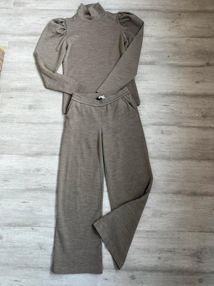 Femmes Du Sud pak wol - Maat S, Kleding | Dames, Jasjes, Kostuums en Pakken, Zo goed als nieuw, Maat 36 (S), Ophalen of Verzenden