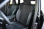 BMW X1 sDrive20i High Executive M Sport Automaat / Panoramad, 1525 kg, Zwart, 156 pk, Stoelverwarming