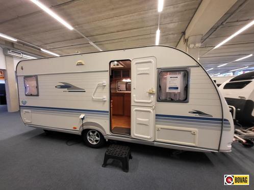 Adria Adora 512 UP; netjes en met mover, Caravans en Kamperen, Caravans, Bedrijf, tot en met 4, 1000 - 1250 kg, Rondzit, Adria