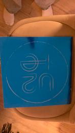 U2 tour boeken, Ophalen of Verzenden, Zo goed als nieuw, Boek, Tijdschrift of Artikel