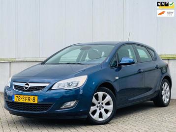 Opel Astra 1.4 Turbo Edition NAP I AIRCO I AUTOMAAT I LMV beschikbaar voor biedingen