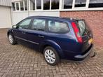Ford Focus 1.6 16V 100PK 2007 Blauw, 1596 cc, 15 km/l, 4 cilinders, Blauw