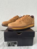 Nike Air Force 1 Low Wheat Dark Mocha 40.5, Kleding | Heren, Schoenen, Nieuw, Ophalen of Verzenden, Bruin