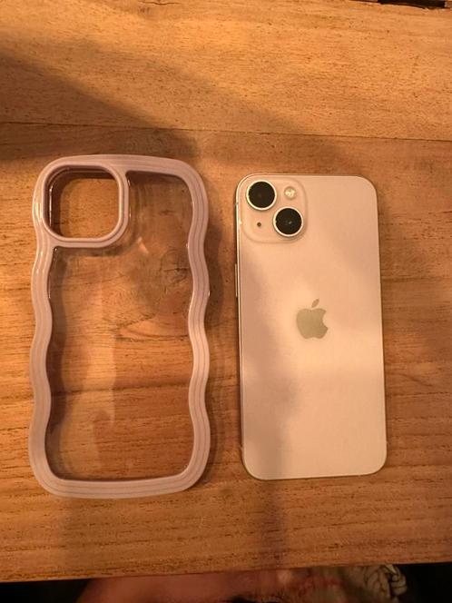 iPhone 14 128GB met leuke hoesjes evt. ruilen samsung G Flip, Telecommunicatie, Mobiele telefoons | Apple iPhone, Zo goed als nieuw