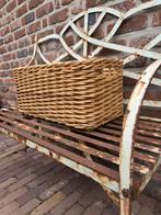 Grote gevlochten houten mand, Ophalen of Verzenden, Zo goed als nieuw, Rond, Riet
