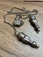 Oud zilveren breidoppen aan ketting, Ophalen of Verzenden, Zilver, Hanger